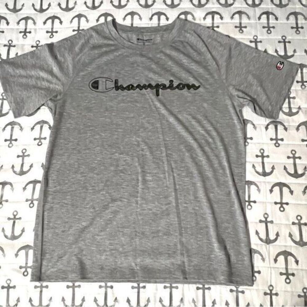 NWOT Champion Gray Short Sleeve Shirt Size M